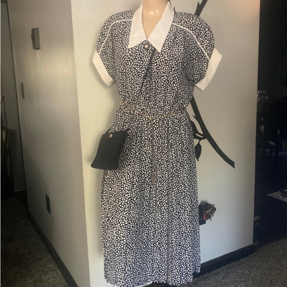 Vintage LIZPETITES (LIZ ROBERTS) Pleated Dress Bundle -see pics for measurements